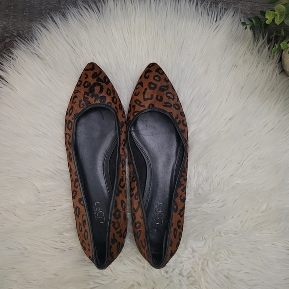 Ann Taylor Loft Point Toe Leopard Texture Print Flats Size 9 - Picture 11 of 12